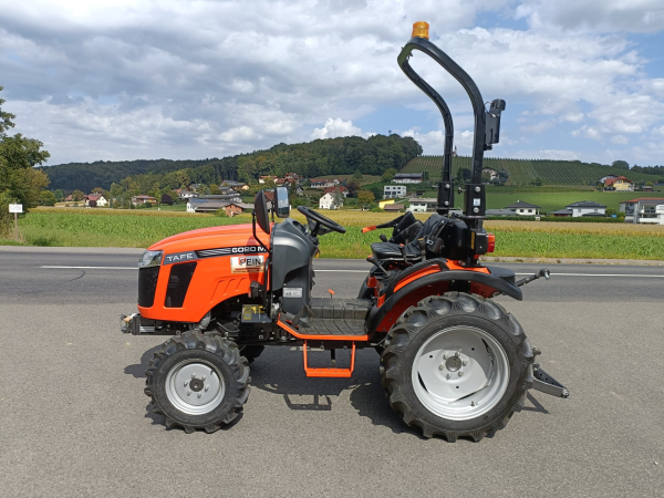 Kleintraktor TAFE 6020M mit Schaltgetriebe